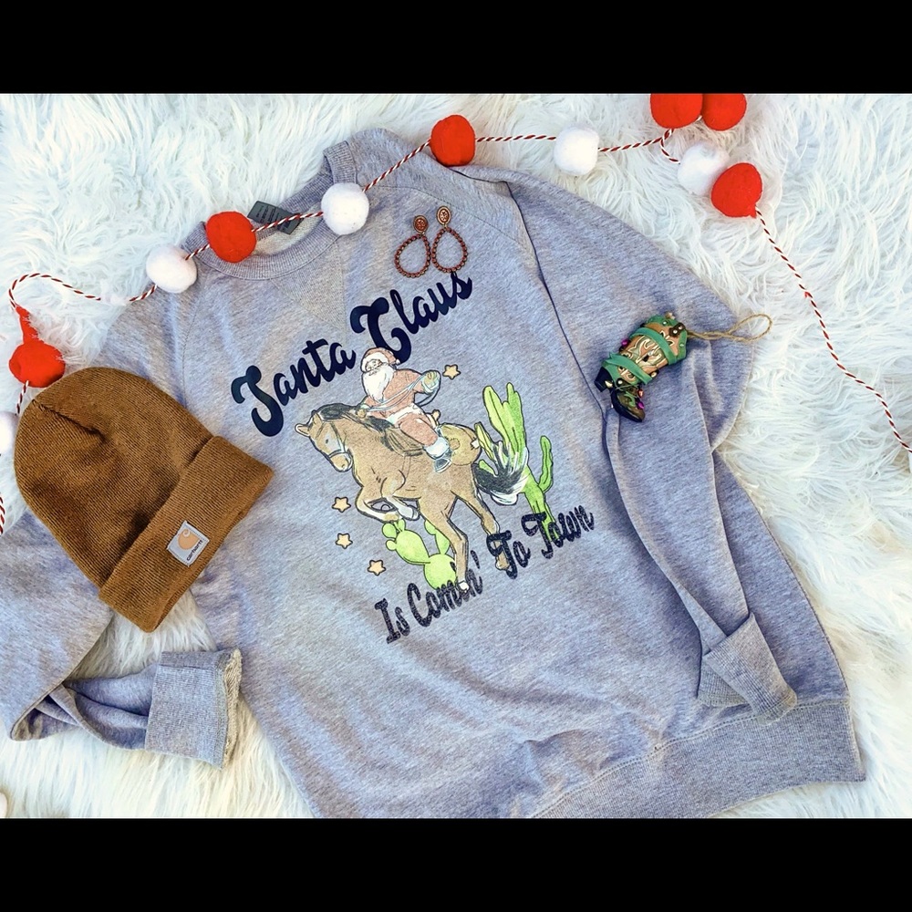 Punchy Santa Pullover